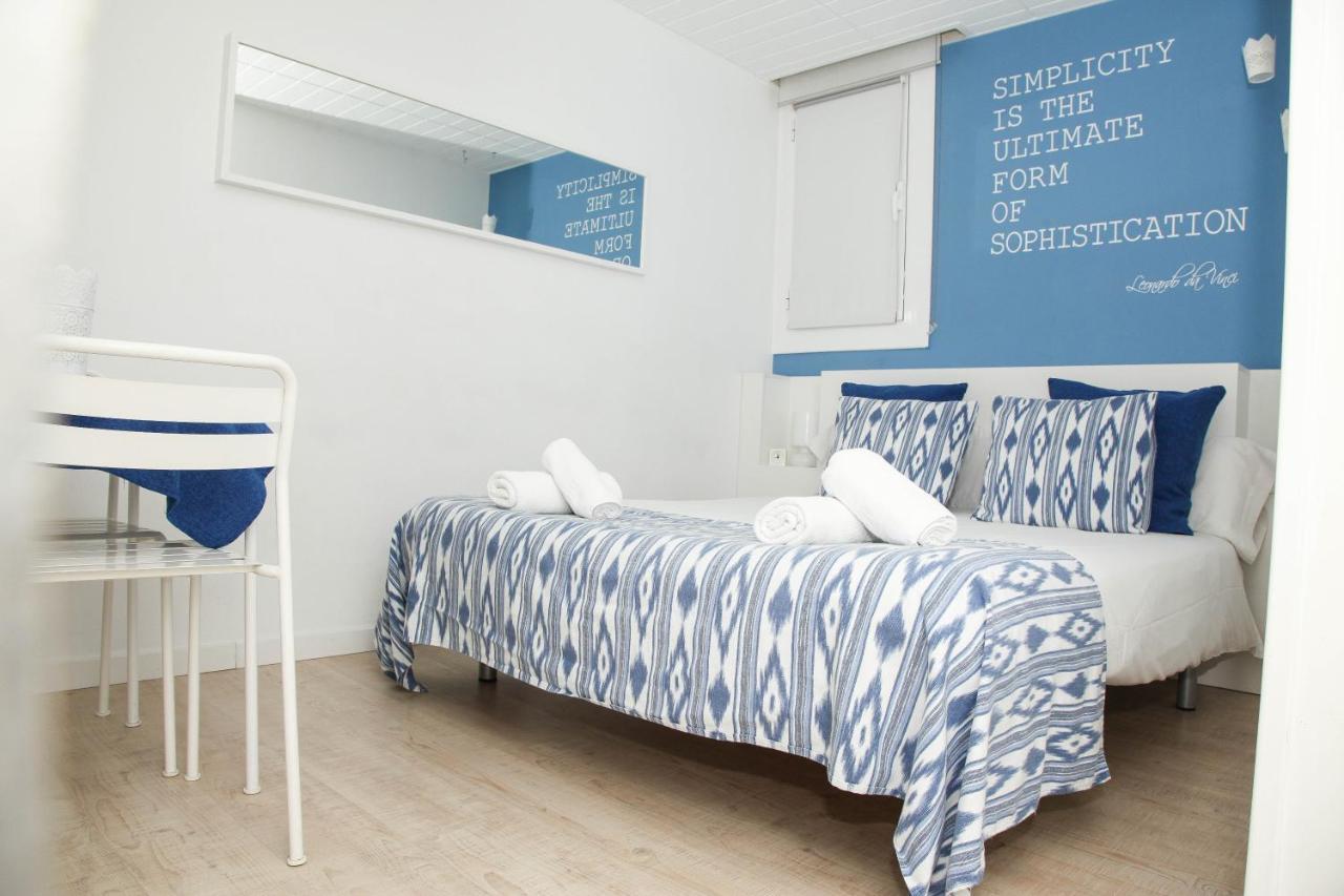 Petit Hotel Barcelona Exterior photo